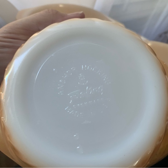 Vintage peach Fire King lustreware ovenware ramekins - Picture 3 of 5